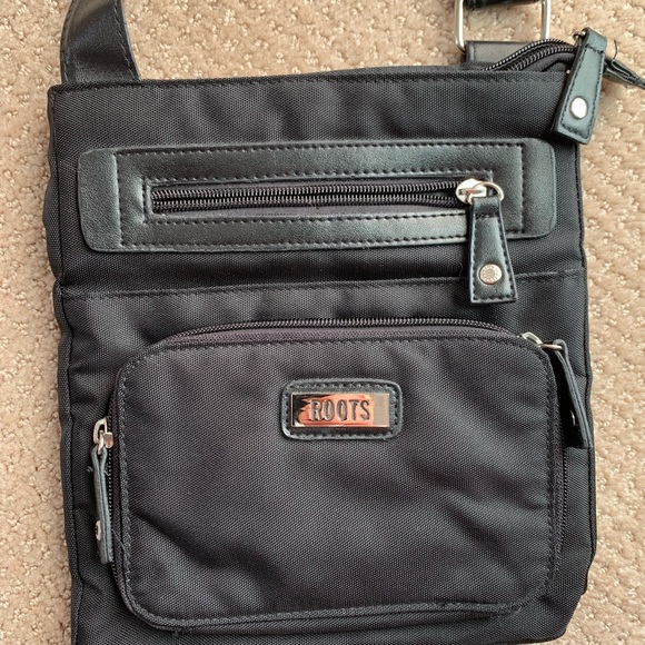 Roots crossbody bag - Picture 5 of 6
